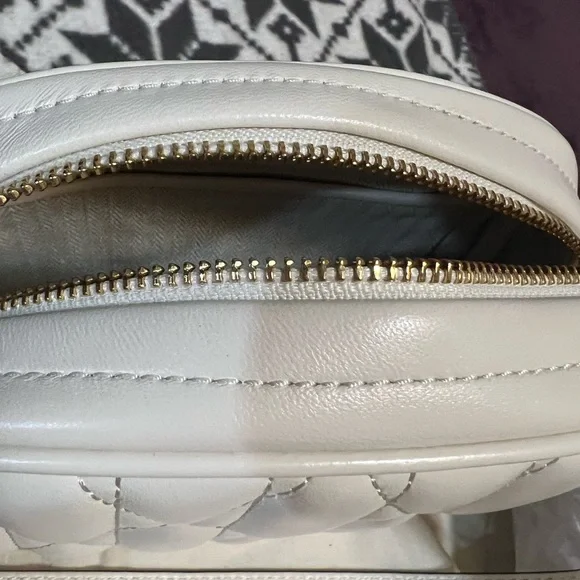 Tory Burch crossbody bag with floral design - Picture 5 of 6